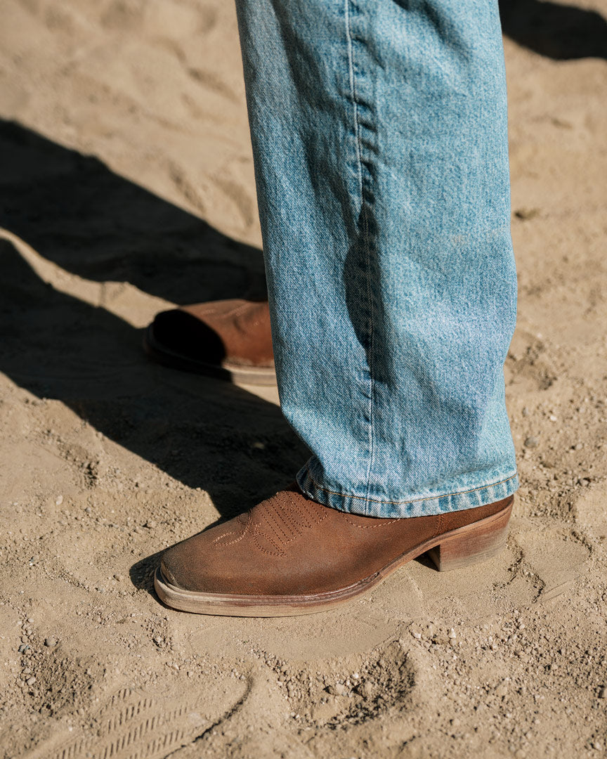 BOTA SONORA 4400 ROBLE